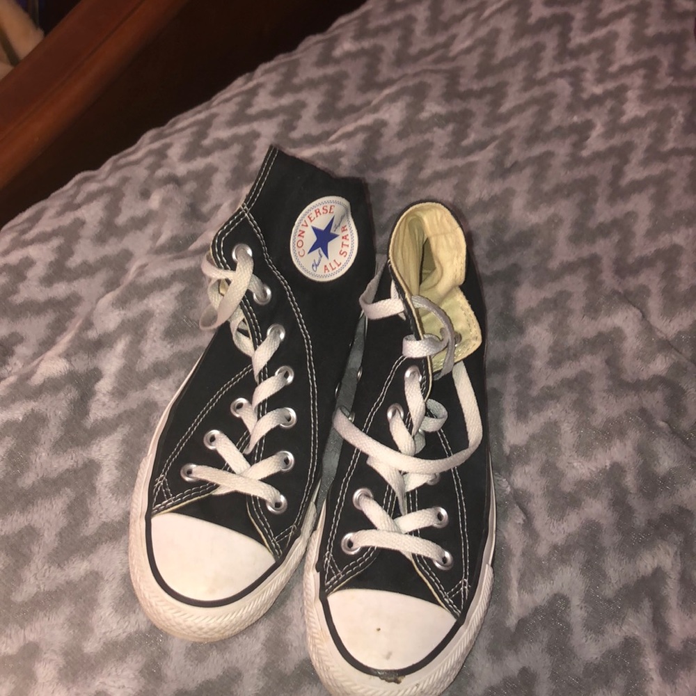Barely worn black high top converse